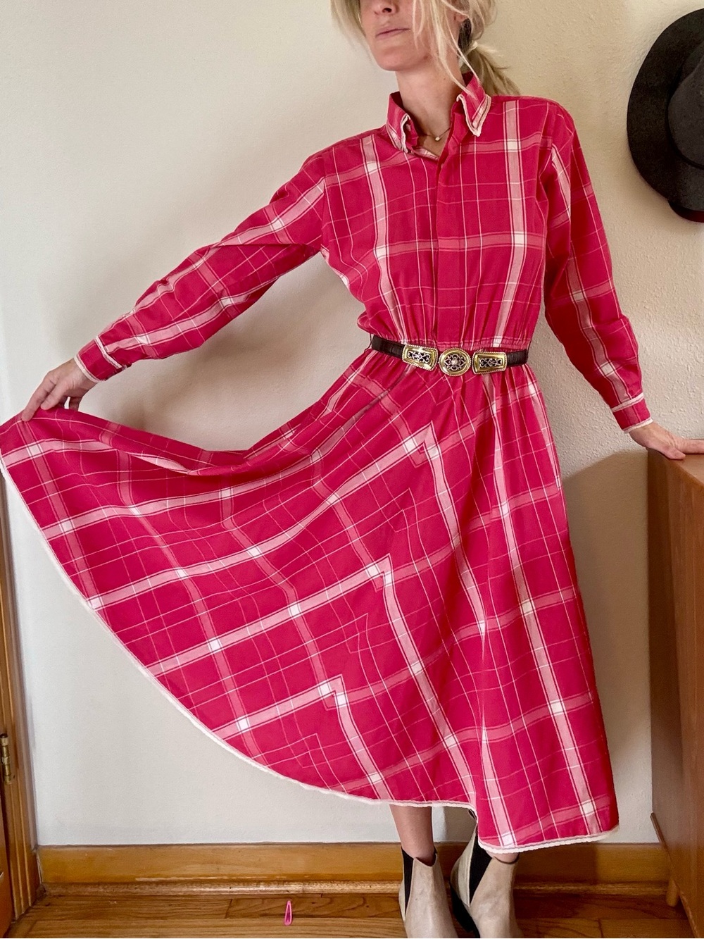 1970s Pink Plaid Midi Dress 6 Western Cowgirl Handmade Lace Full Skirt Prairie